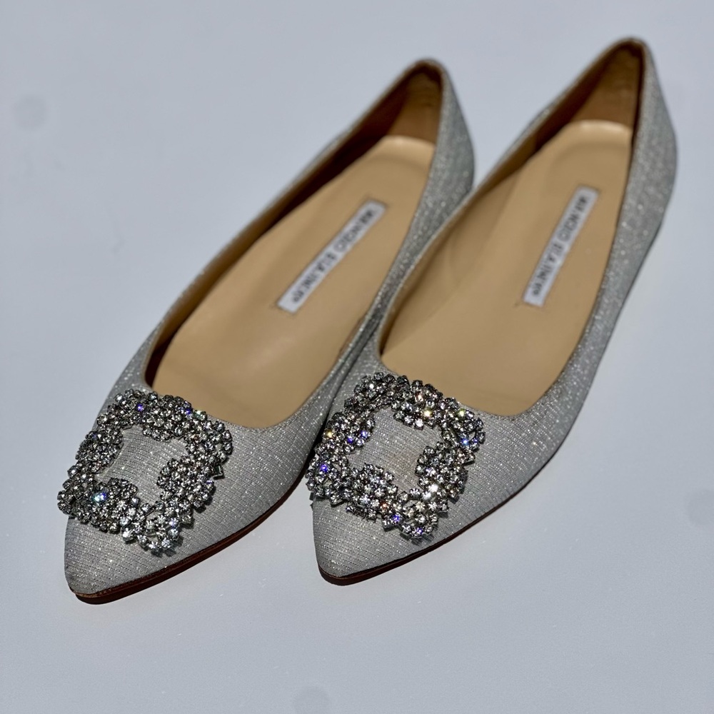 ✅ SOLD Manolo Blahnik  Women's Hangisi Flats Glitter Fabric, size 35
